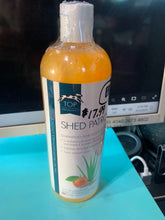 Load image into Gallery viewer, Shampoo Shed Patrol For Dogs &amp; Cats 17 oz concentrate 8:1(back ordered 10/8/24)
